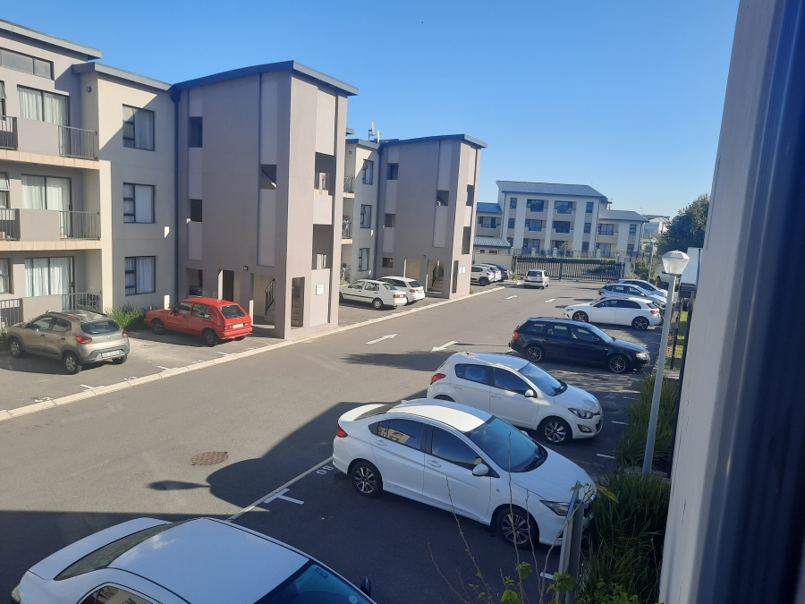 To Let 2 Bedroom Property for Rent in Burgundy Estate Western Cape